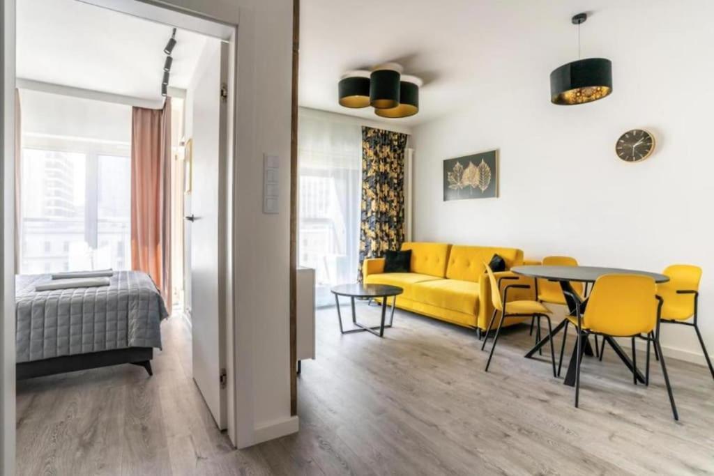 Urban Chic - Mennica - One Bedroom -citycenter&306 Apartament