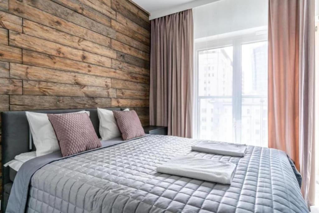 Urban Chic - Mennica - One Bedroom -citycenter&306